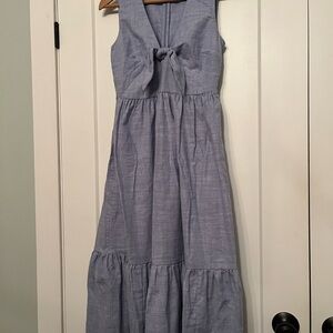 Elegant Blue Maxi Dress with Bow